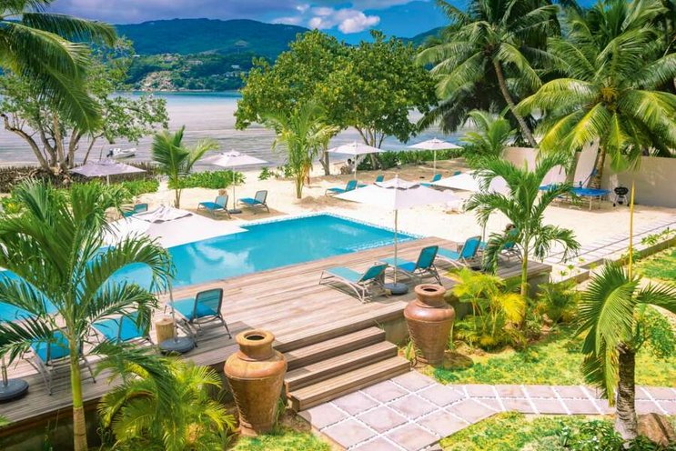 Pineapple Beach Villas