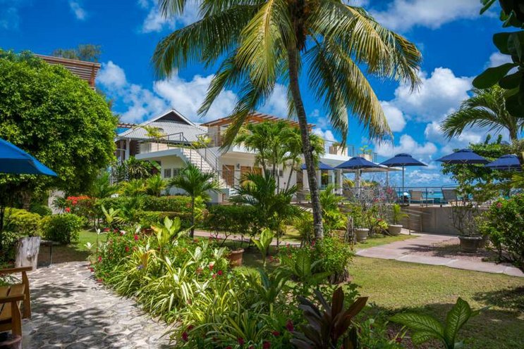 Acajou Beach Resort